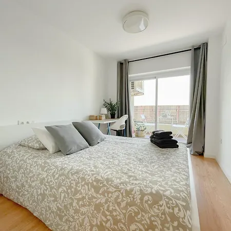Apartment Moderno Plz De La Merced Malaga