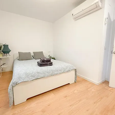 Moderno Plz De La Merced Apartment Malaga